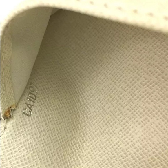 Louis Vuitton Epi Agenda PM Leather Notebook Cover - Picture 8 of 8